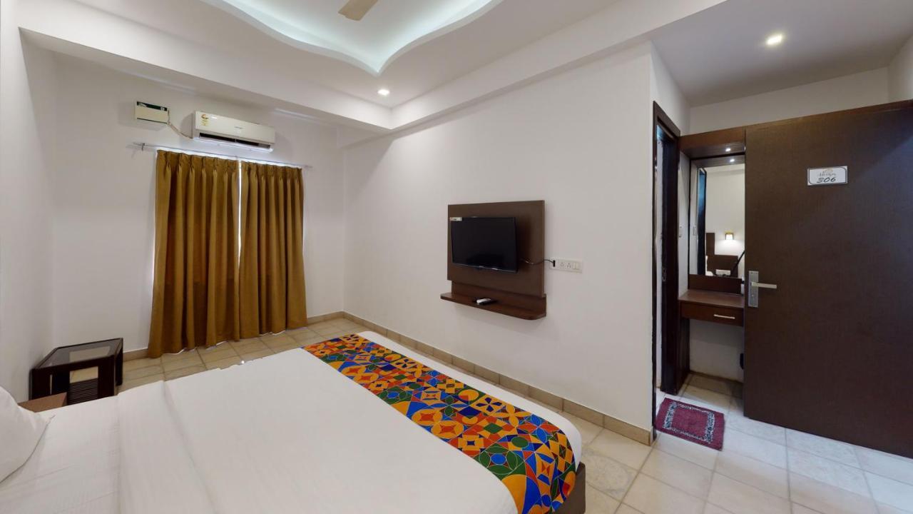 De Alcazar Calangute Hotel Bagian luar foto