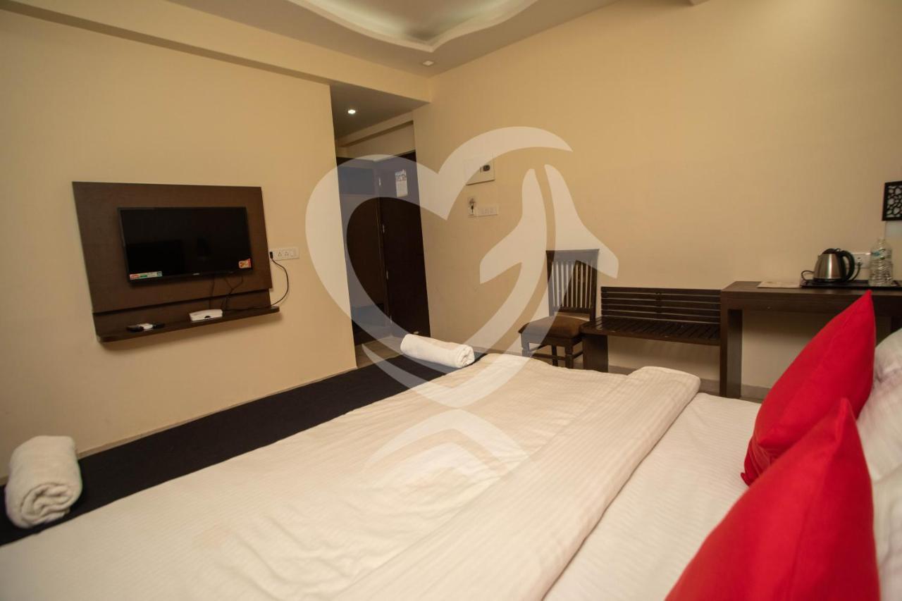 De Alcazar Calangute Hotel Bagian luar foto